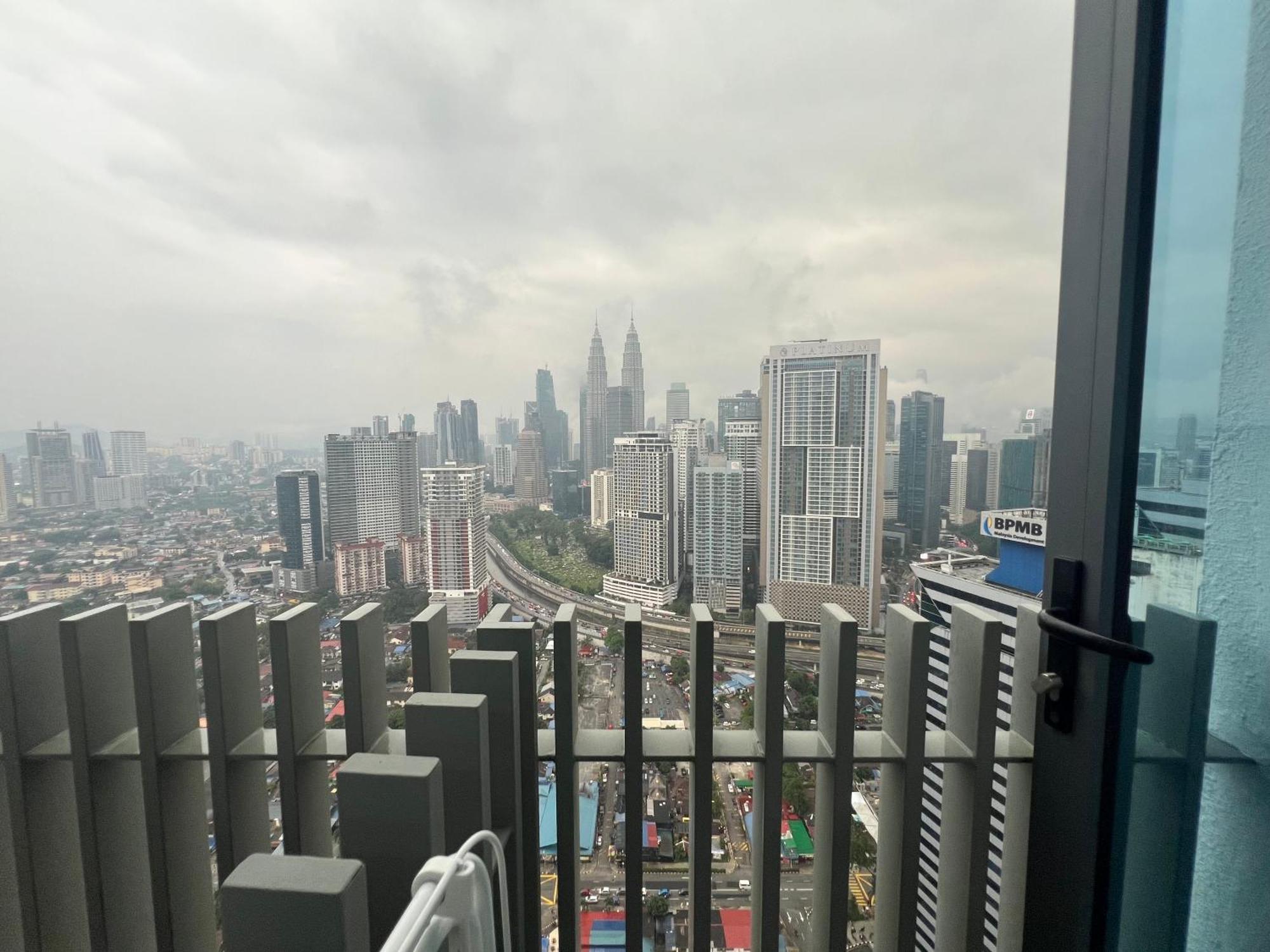 Colony Apartment Kuala Lumpur Exterior photo